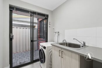 Listing image for 5 Addington Loop, Piara Waters  WA  6112