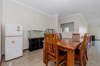 Listing image for 11 Basil Loop, Treeby  WA  6164
