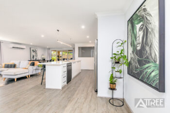 Listing image for 4 Crimson Way, Harrisdale  WA  6112