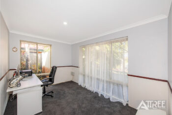 Listing image for 17 Pinewood Walk, Canning Vale  WA  6155
