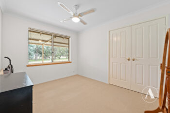 Listing image for 38 Stockmans Close, Oakford  WA  6121
