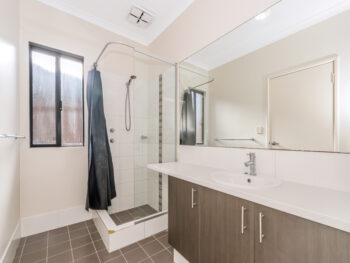 Listing image for 10 Crouch Place, Canning Vale  WA  6155