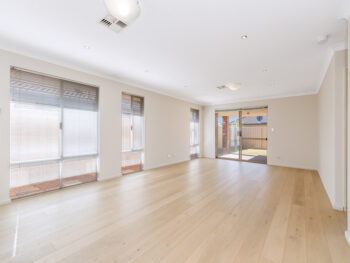 Listing image for 44 Middle Parkway, Canning Vale  WA  6155