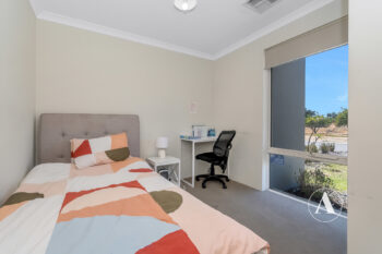 Listing image for 33 Glenlossie Avenue, Haynes  WA  6112