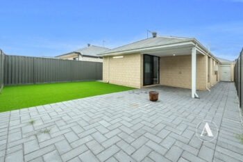 Listing image for 8 Mosley Street, Hilbert  WA  6112