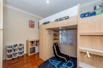 Listing image for 4 Tweed Close, Camillo  WA  6111