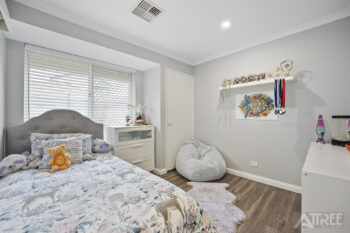 Listing image for 33 Hartwell Parade, Jandakot  WA  6164