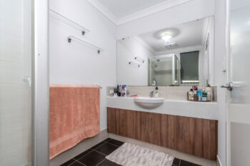 Listing image for 1/50 Middle Parkway, Canning Vale  WA  6155