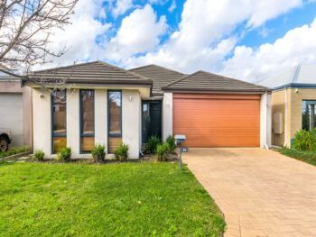 Listing image for 34 MacMillan Boulevard, Canning Vale  WA  6155