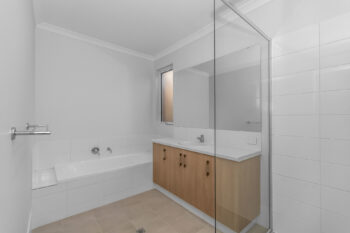 Listing image for 14A Hibiscus Street, Hammond Park  WA  6164