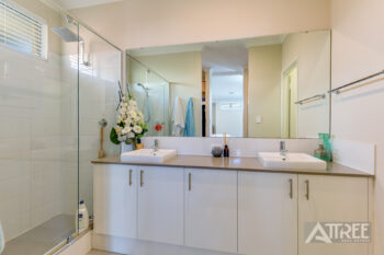 Listing image for 25 Holbeck Way, Baldivis  WA  6171