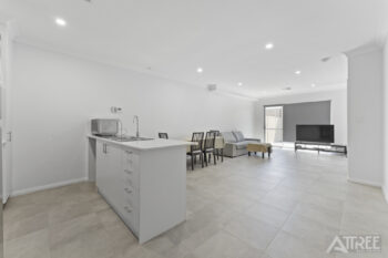 Listing image for 4B Greenlink Boulevard, Harrisdale  WA  6112