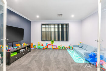 Listing image for 11 Passendale Crescent, Piara Waters  WA  6112