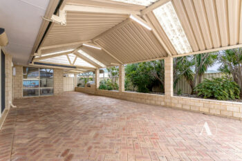 Listing image for 7 Bentwood Close, Thornlie  WA  6108