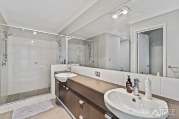 Listing image for 16 Whitehorse Drive, Harrisdale  WA  6112