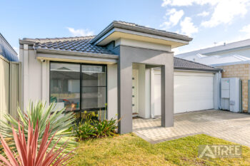 Listing image for 4 Silvergum Way, Piara Waters  WA  6112