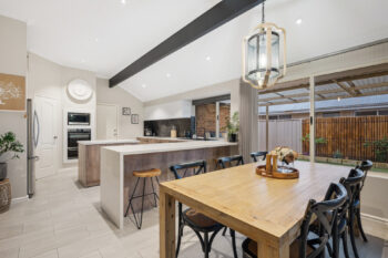 Listing image for 32 Kingsland Loop, Canning Vale  WA  6155