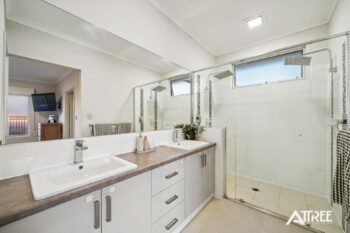 Listing image for 18 Cooliabberra Drive, Mount Richon  WA  6112