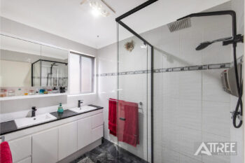 Listing image for 4 Crufts Way, Canning Vale  WA  6155