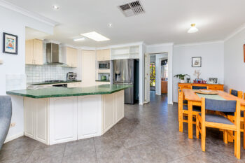 Listing image for 14 Poplar Place, Thornlie  WA  6108