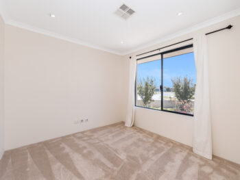 Listing image for 20 Holywell Street, Piara Waters  WA  6112