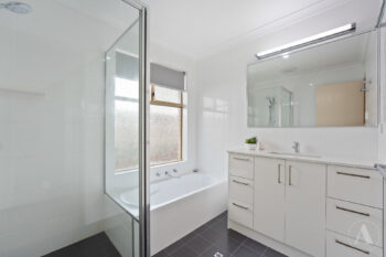 Listing image for 14 The Heights, Canning Vale  WA  6155