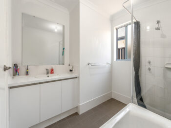 Listing image for 35 Nesbit Drive, Haynes  WA  6112