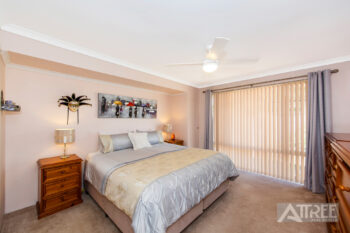 Listing image for 11 The Crest, Canning Vale  WA  6155
