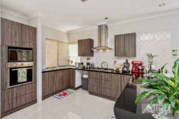 Listing image for 11 Churchill Green, Canning Vale  WA  6155