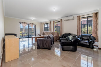 Listing image for 11 Basil Loop, Treeby  WA  6164