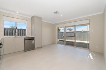 Listing image for 31B Dudbrook Way, Dudley Park  WA  6210