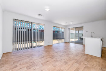 Listing image for 18 Siesta Way, Madora Bay  WA  6210