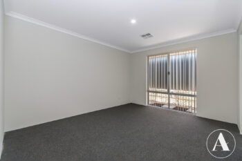 Listing image for 5 Siesta Way, Madora Bay  WA  6210