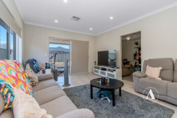 Listing image for 33 Glenlossie Avenue, Haynes  WA  6112