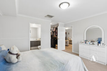Listing image for 7 Pulford Close, Huntingdale  WA  6110