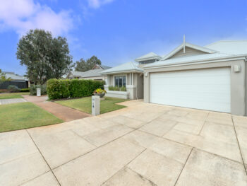 Listing image for 4 Annandale Way, Harrisdale  WA  6112