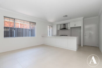 Listing image for 56 Lighthouse Grove, Madora Bay  WA  6210