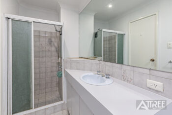 Listing image for 17 Endeavour Court, Thornlie  WA  6108