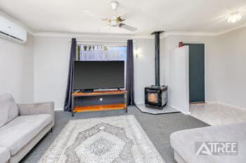 Listing image for 1 Oakajee Court, Gosnells  WA  6110