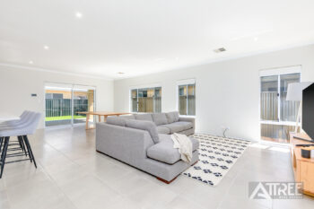 Listing image for 39 Clementine Boulevard, Treeby  WA  6164