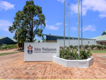 Listing image for 90 Inverness Circle, Camillo  WA  6111