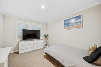 Listing image for 32 Kingsland Loop, Canning Vale  WA  6155