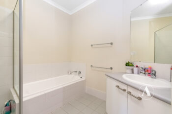Listing image for 1/11 Yewers Drive, Champion Lakes  WA  6111