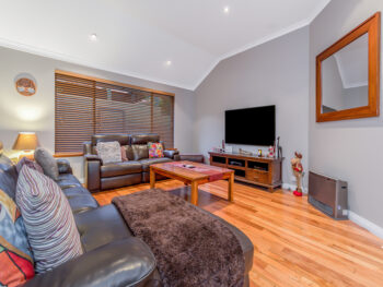 Listing image for 7 Burnside Terrace, Canning Vale  WA  6155