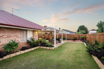 Listing image for 32 Kingsland Loop, Canning Vale  WA  6155