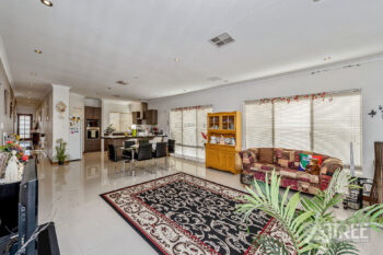 Listing image for 11 Churchill Green, Canning Vale  WA  6155