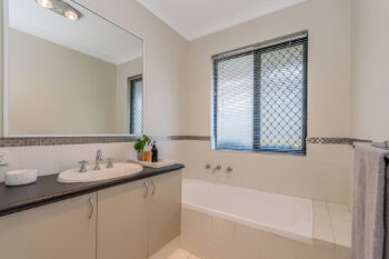 Listing image for 7 Corsican Way, Canning Vale  WA  6155