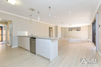 Listing image for 31 Baddesley Way, Canning Vale  WA  6155