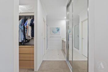 Listing image for 21 Peridot Street, Treeby  WA  6164