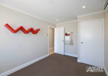 Listing image for 10 Oakleigh Pass, Harrisdale  WA  6112